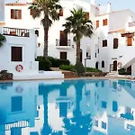 Comitas Tramontana Park شقة فندقية فورنيلس