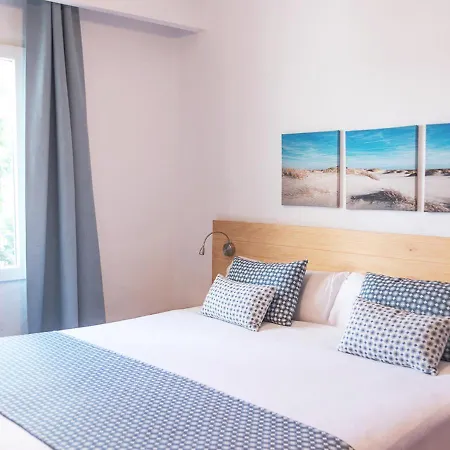 Ξενοδοχείο με διαμερίσματα Comitas Tramontana Park